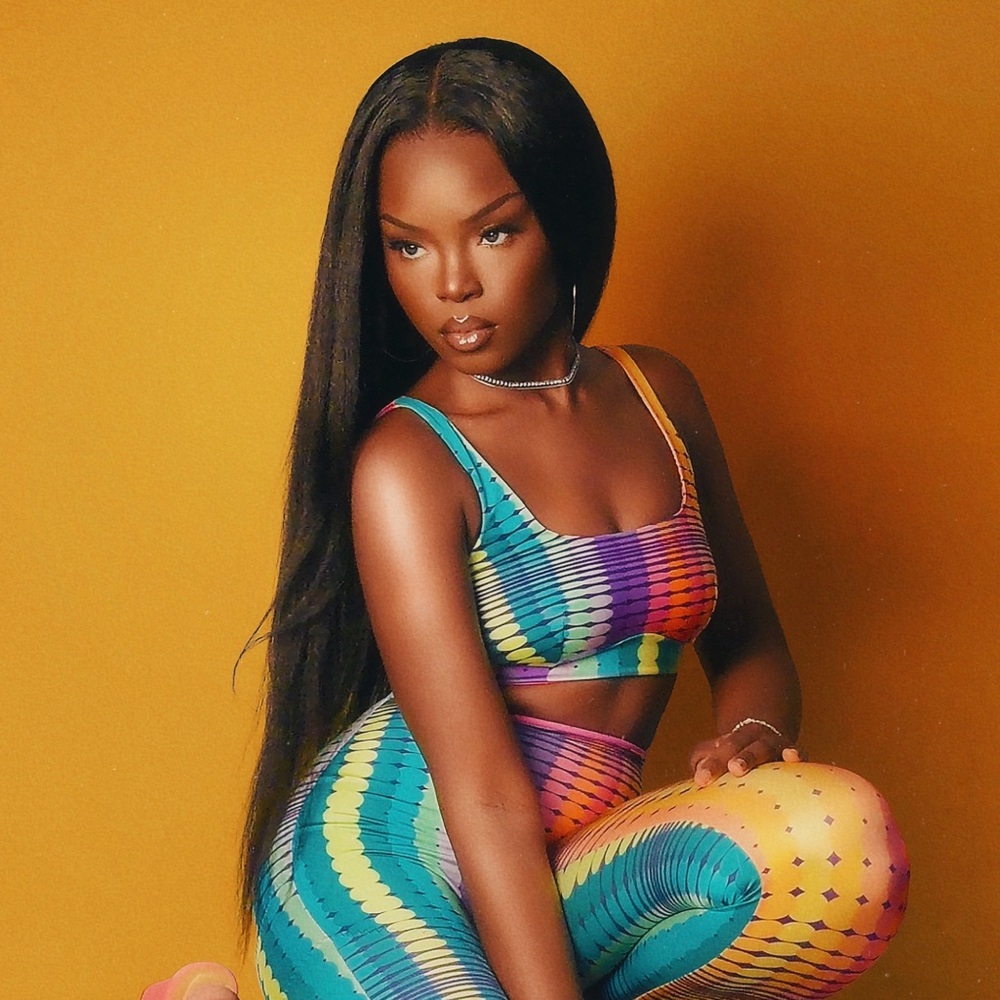 YITTY Headliner Shaping Midi Bralette